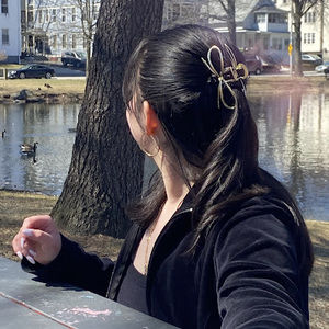 Meet your Posher, Jasmine